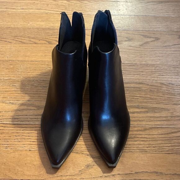 Black Fashion Boots Size 8 Unbranded Back Zipper - Picture 1 of 6